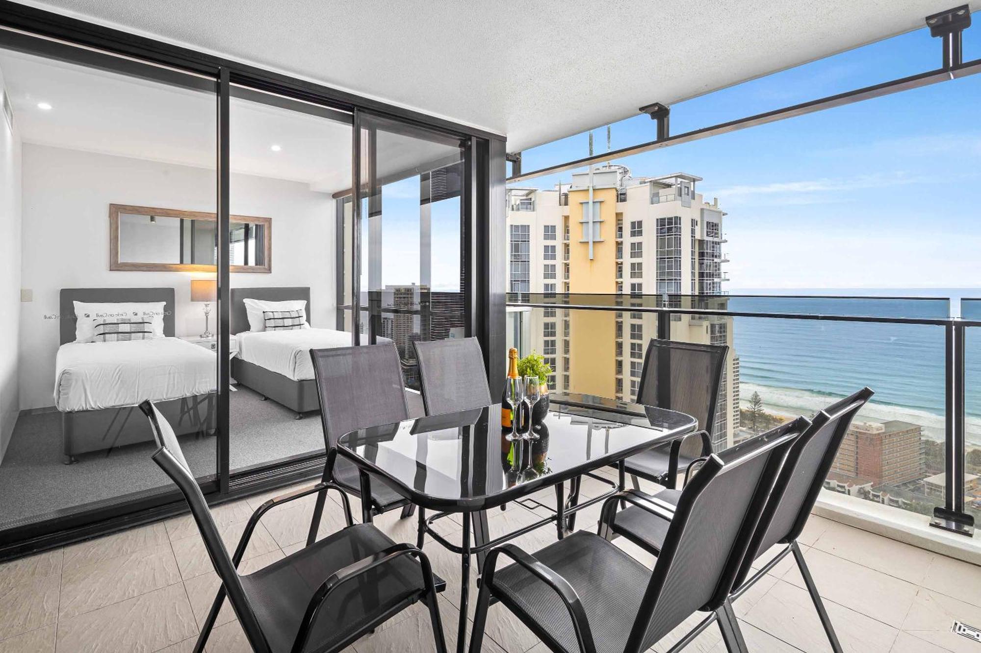 Holiday Holiday Circle On Cavill Apartments Gold Coast Habitación foto