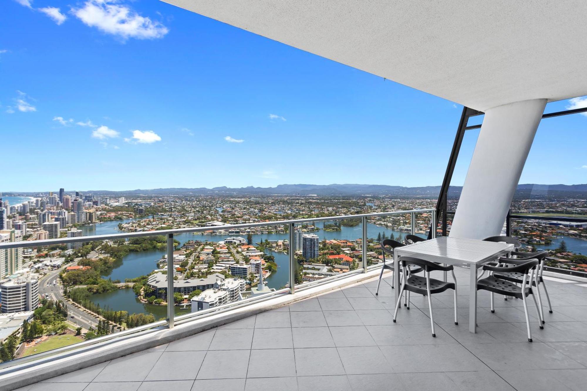 Holiday Holiday Circle On Cavill Apartments Gold Coast Habitación foto